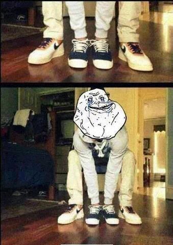 Forever Alone Meme Subido Por Memeko 1313 Memedroid