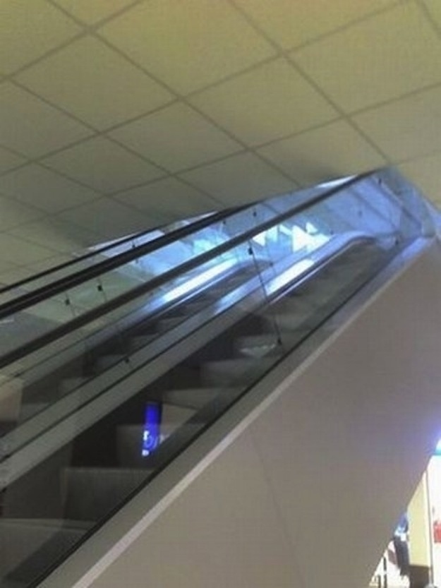 Limbo escalator - meme