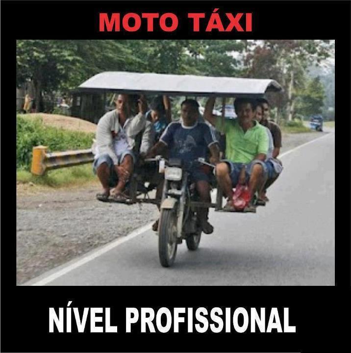 Moto taxi nivel master - meme