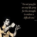 Bruce Lee = Legendary