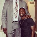 Kevin hart posted this picture of him with Shaq