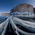 Majestic ice cracks
