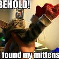 Lieutenant Dan! you got new mittens!