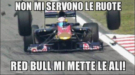 Red Bull ti mette le ali - meme