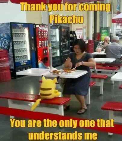 Pikachu ♡ - meme
