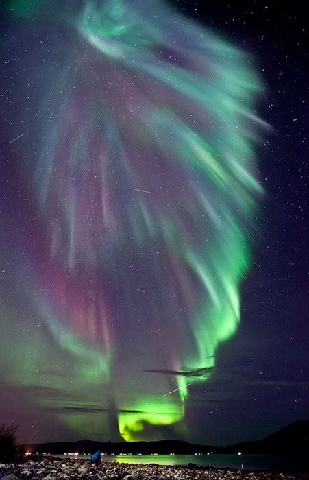 Norway has the coolest auroras - meme