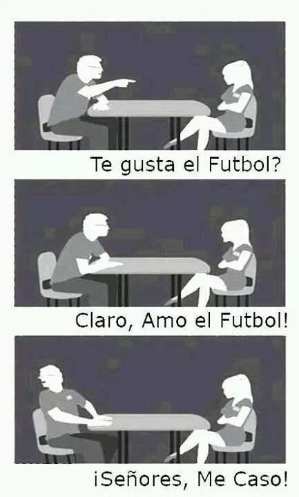Mujeres+Futbol=Perfección - meme