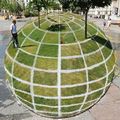 increible ilusion opitica en un parque, paris