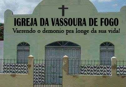 Igrejas pelo Brasil... - meme