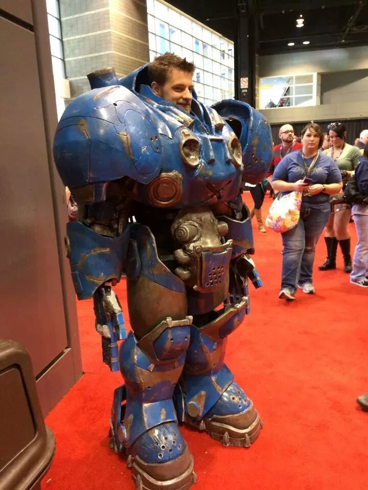 My friend made his costume for c2e2. nailed it - meme