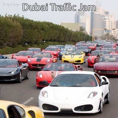 Dubai traffic - meme