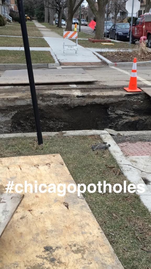 Chicago potholes - meme